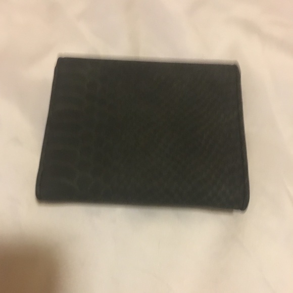 Cute Wallet! - Picture 2 of 5